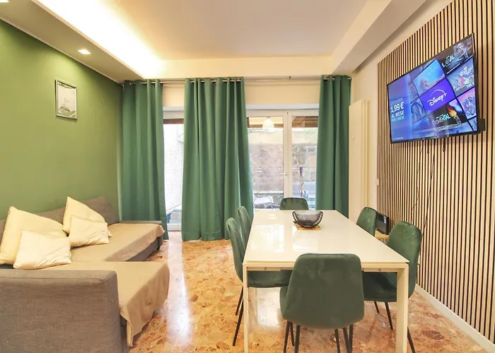 Delicious 2 Bed Room And Garden By Yh